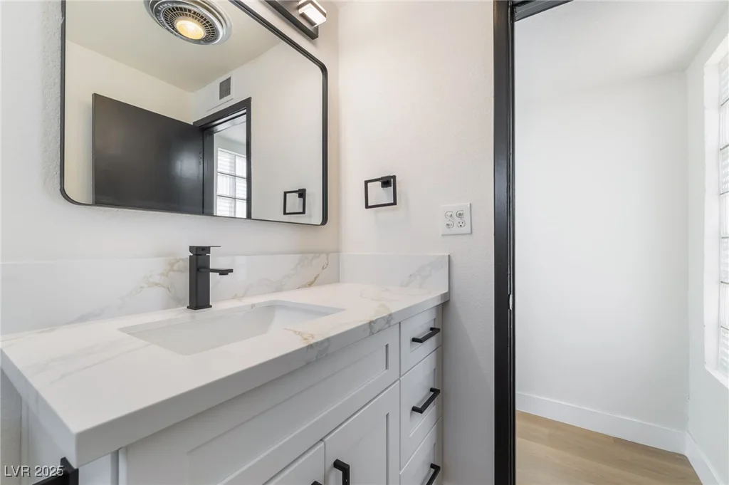 5617 Alfred, Las Vegas, NV 89108