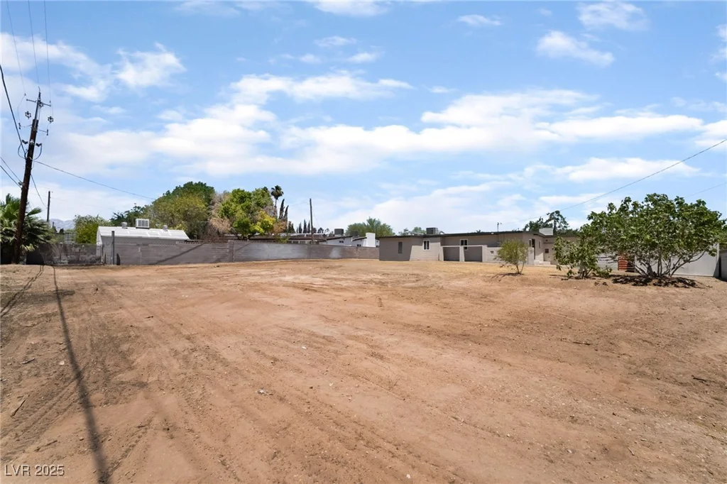 5617 Alfred, Las Vegas, NV 89108