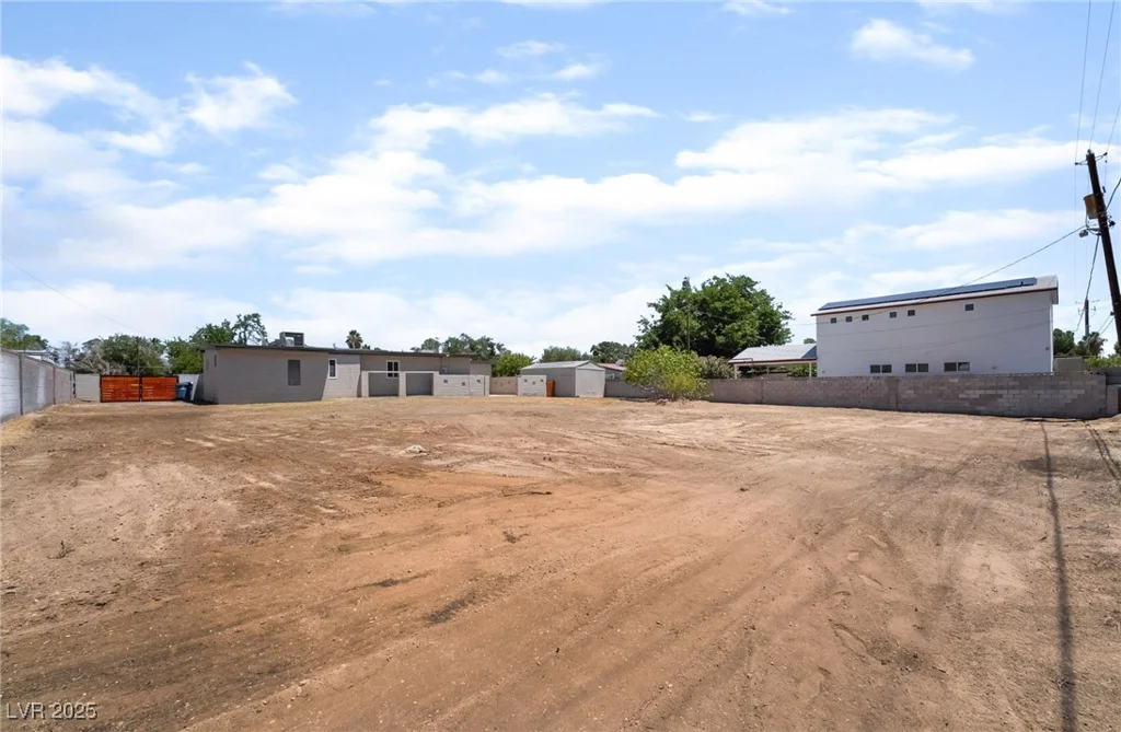 5617 Alfred, Las Vegas, NV 89108