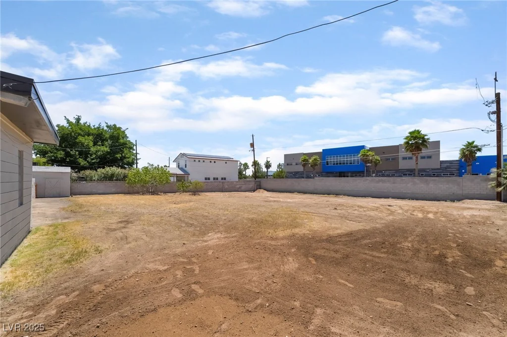 5617 Alfred, Las Vegas, NV 89108