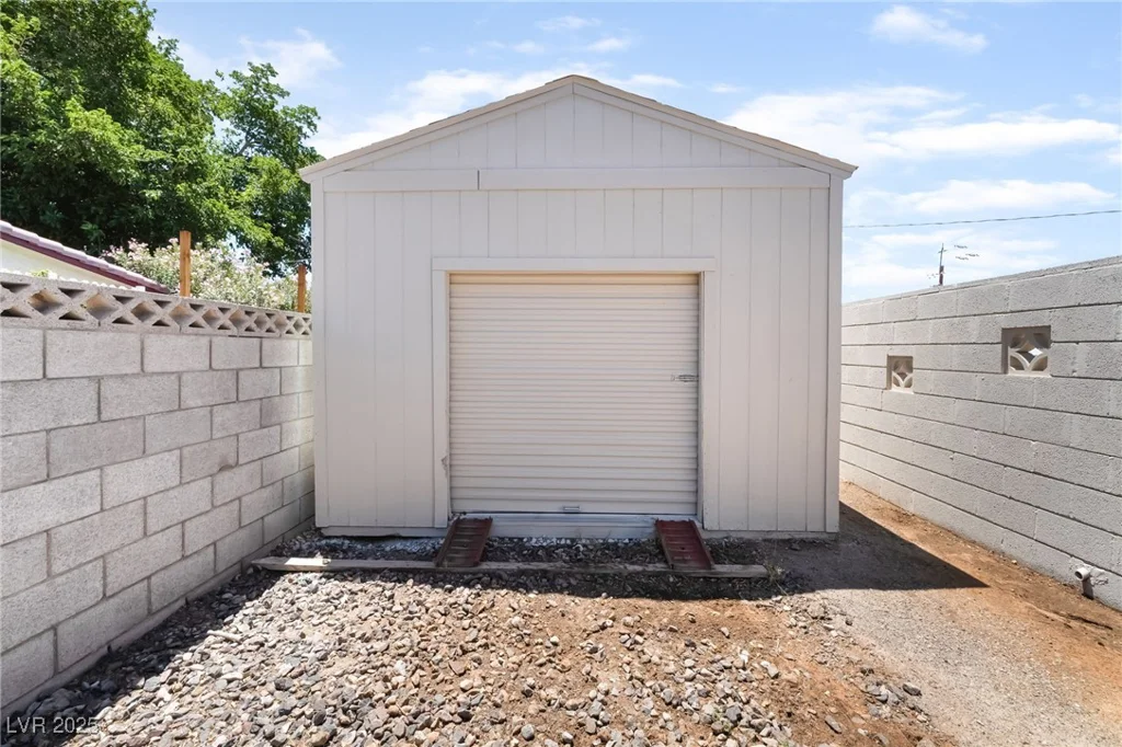 5617 Alfred, Las Vegas, NV 89108