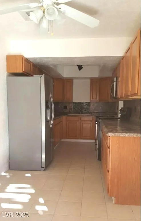 728 Apple Tree, Henderson, NV 89014