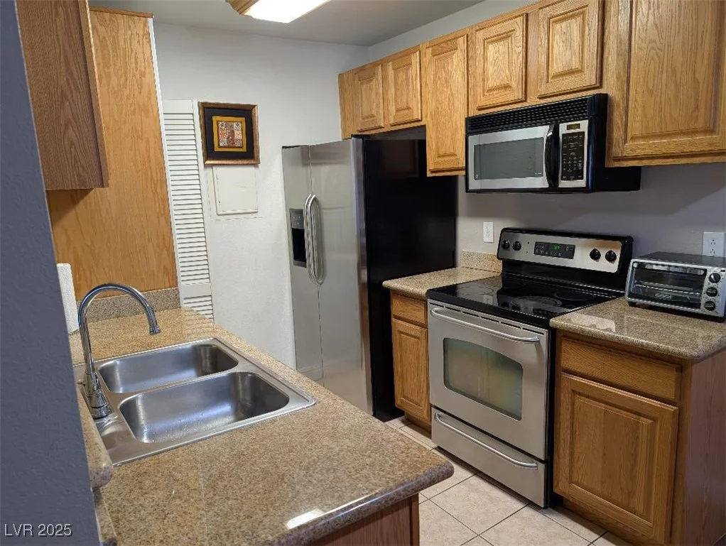 1515 Reno, Las Vegas, NV 89119
