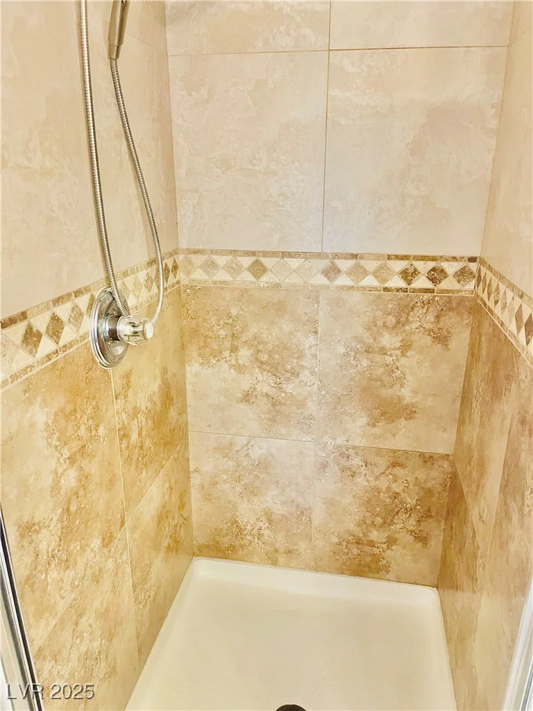 6043 Cape Clairmont, North Las Vegas, NV 89031