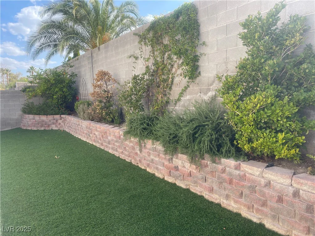 6043 Cape Clairmont, North Las Vegas, NV 89031