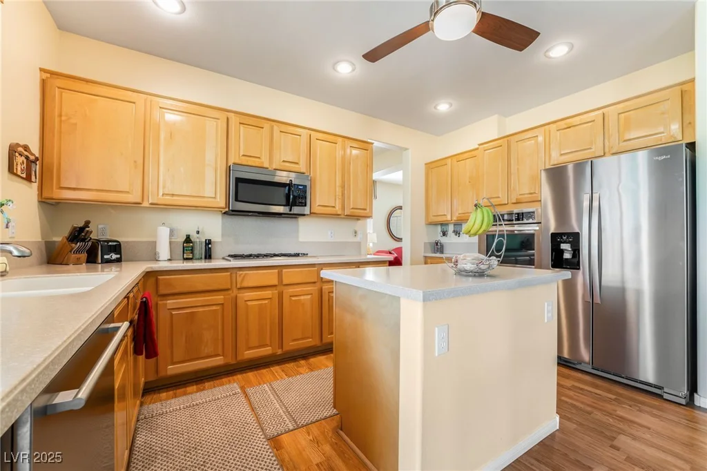 532 Kavanagh, Las Vegas, NV 89123