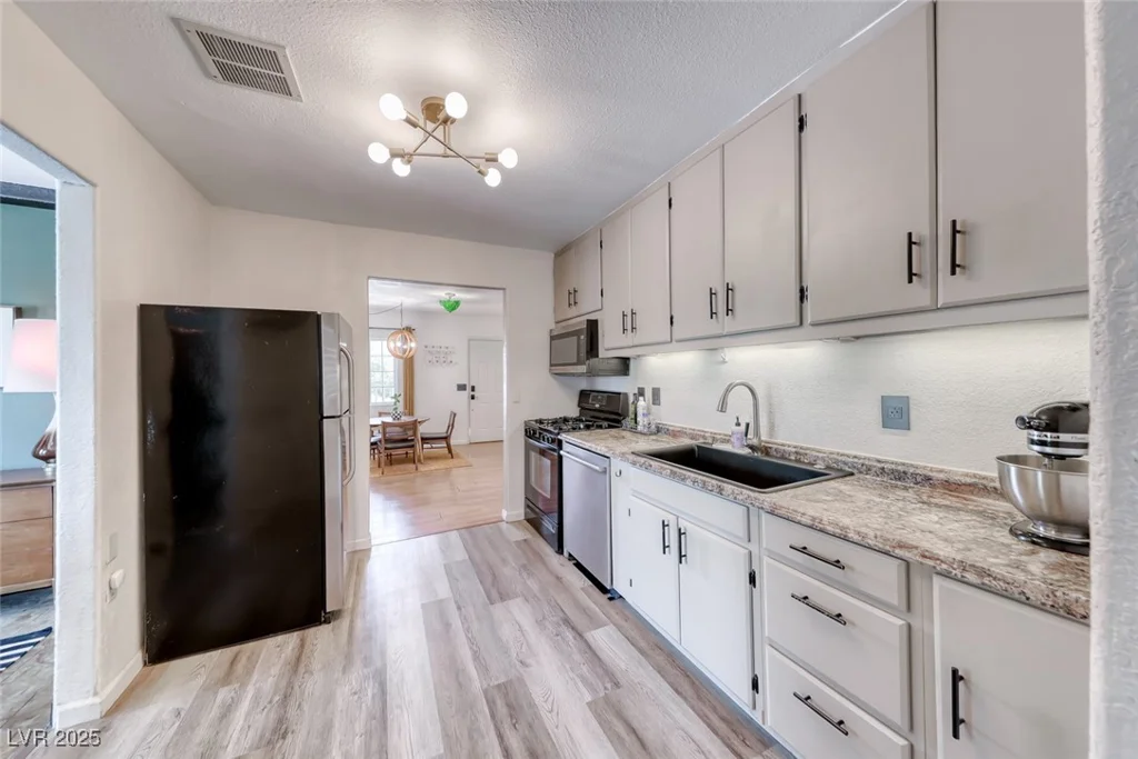 6 Montana, Henderson, NV 89015
