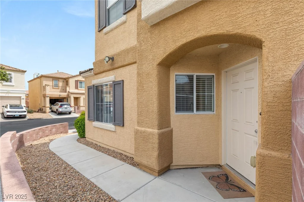 10437 Coyote Cub, Las Vegas, NV 89129