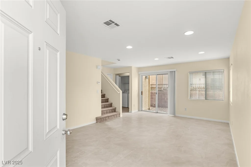10437 Coyote Cub, Las Vegas, NV 89129