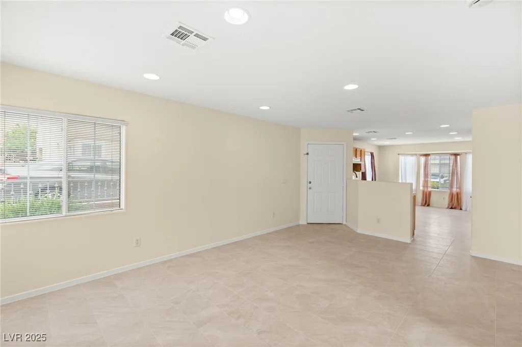10437 Coyote Cub, Las Vegas, NV 89129