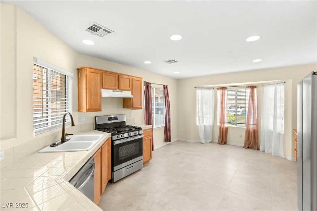 10437 Coyote Cub, Las Vegas, NV 89129