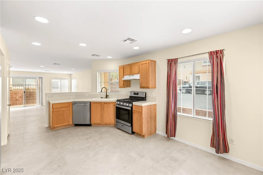 10437 Coyote Cub, Las Vegas, NV 89129