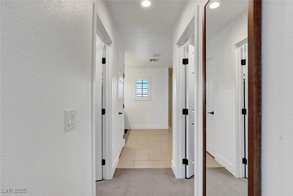 3310 Hillside Garden, Las Vegas, NV 89135