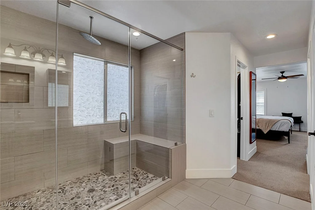 3310 Hillside Garden, Las Vegas, NV 89135