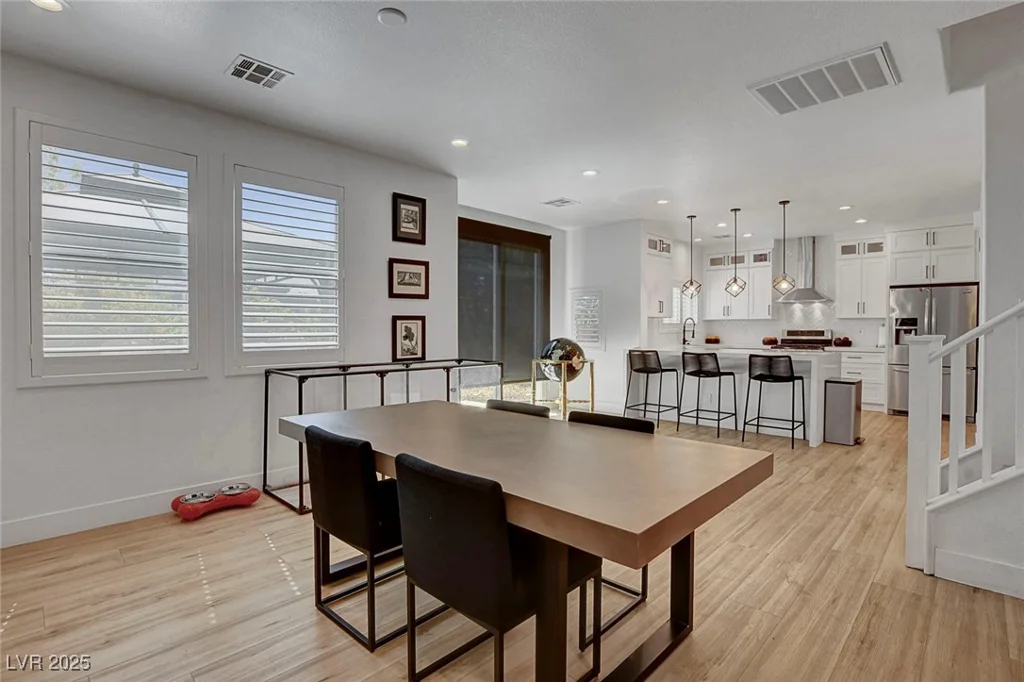 3310 Hillside Garden, Las Vegas, NV 89135