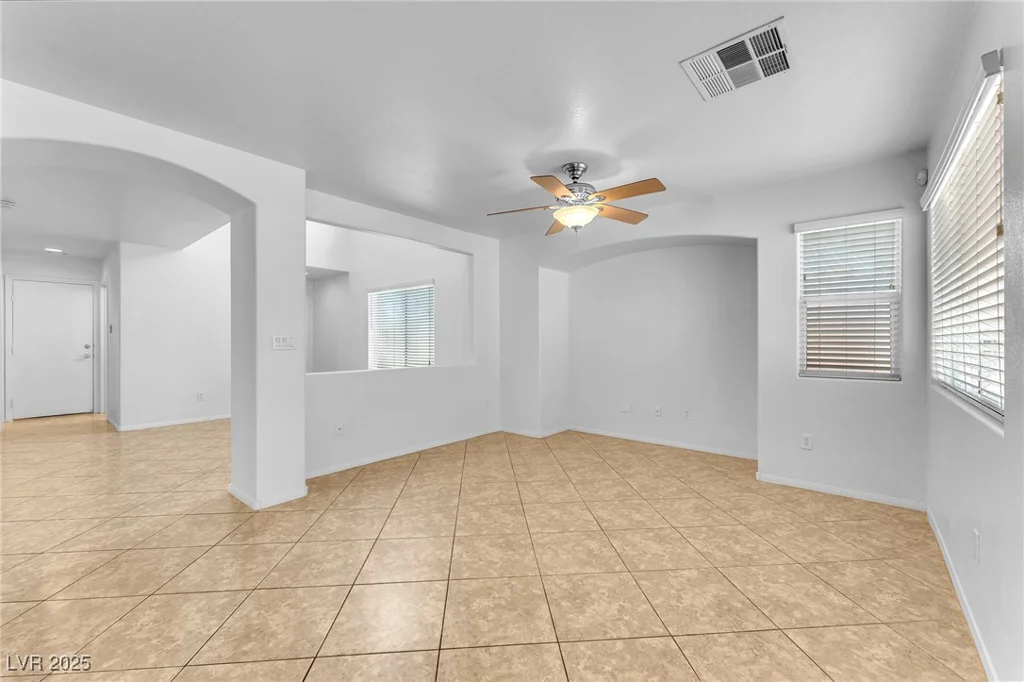7621 Breed Hill, Las Vegas, NV 89149