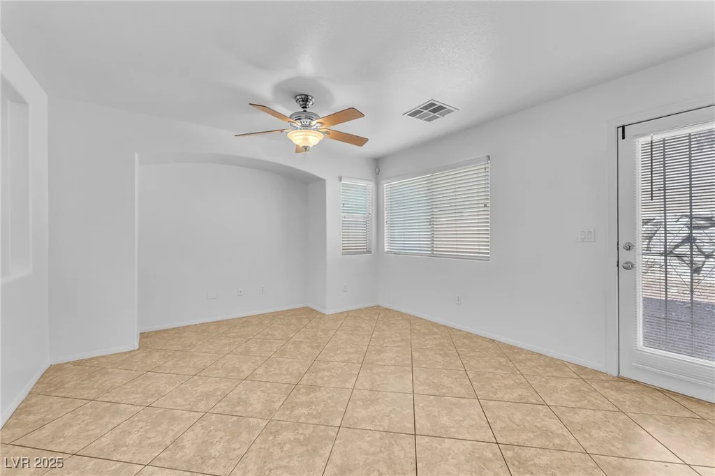 7621 Breed Hill, Las Vegas, NV 89149