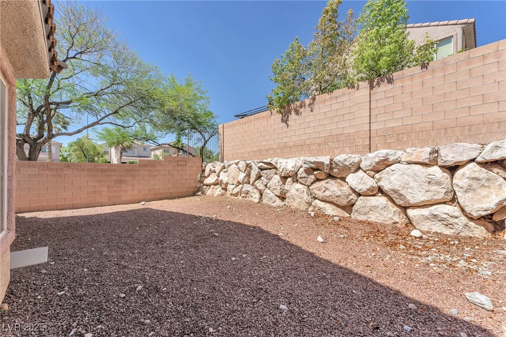 7621 Breed Hill, Las Vegas, NV 89149