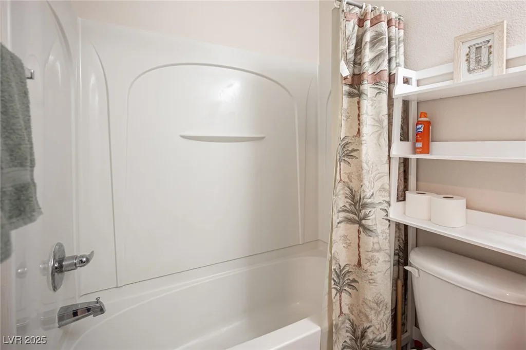 5600 Old Stable, Las Vegas, NV 89131