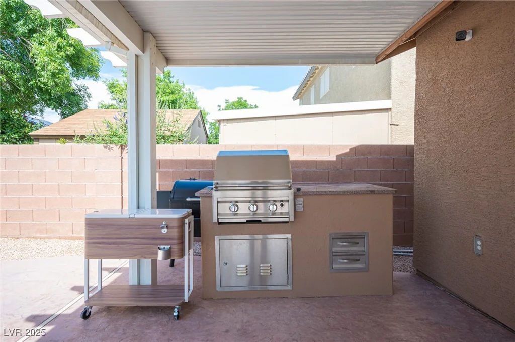 5600 Old Stable, Las Vegas, NV 89131