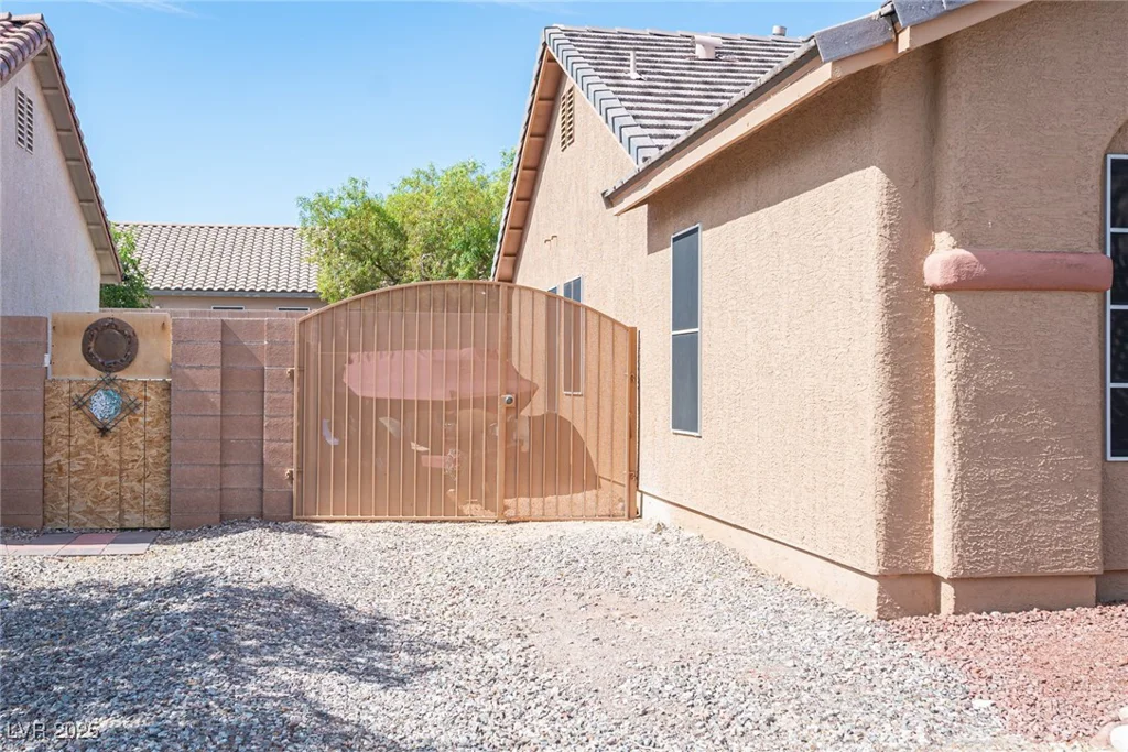 5600 Old Stable, Las Vegas, NV 89131
