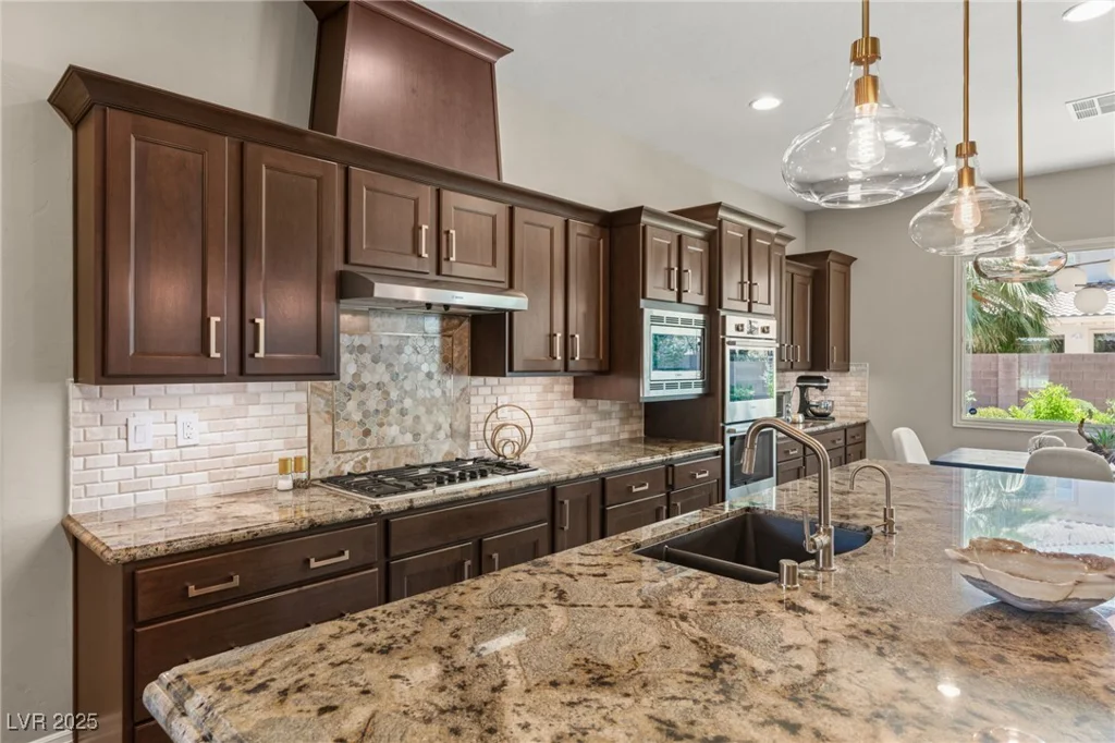 9747 Cathedral Pines, Las Vegas, NV 89149