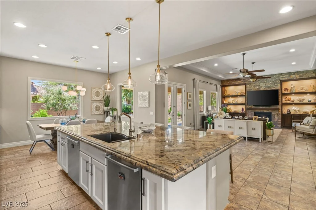 9747 Cathedral Pines, Las Vegas, NV 89149