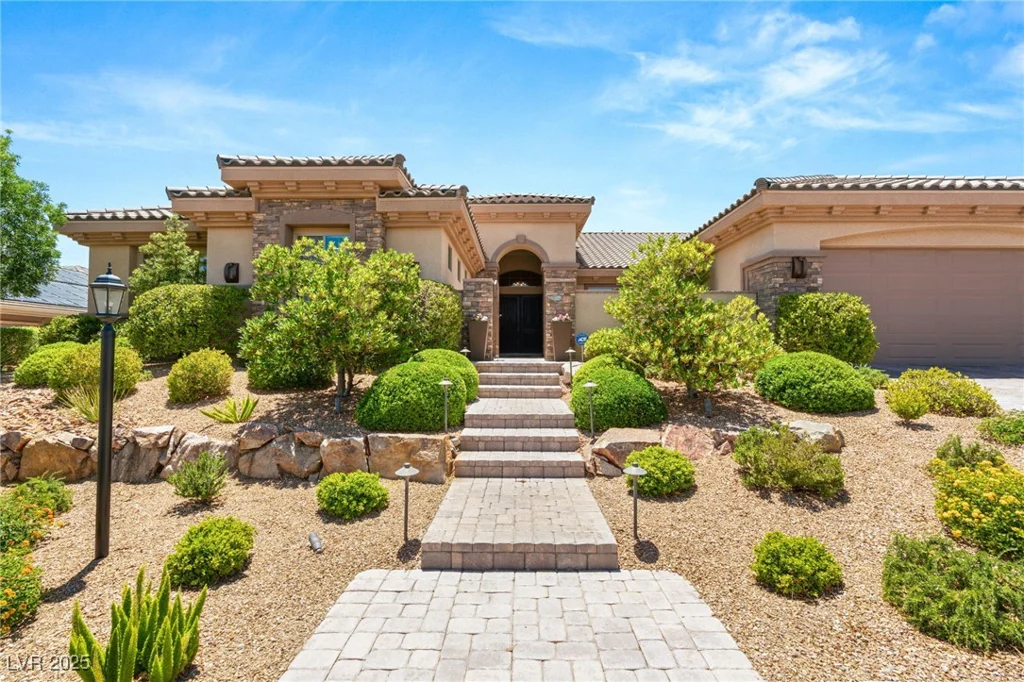 9747 Cathedral Pines, Las Vegas, NV 89149
