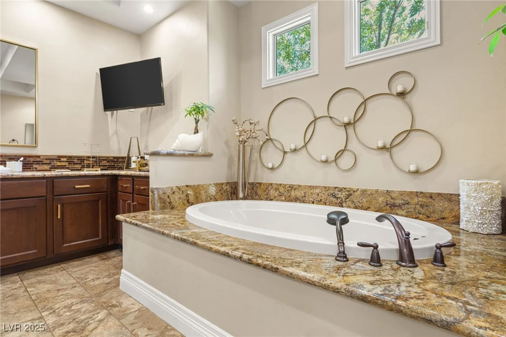 9747 Cathedral Pines, Las Vegas, NV 89149