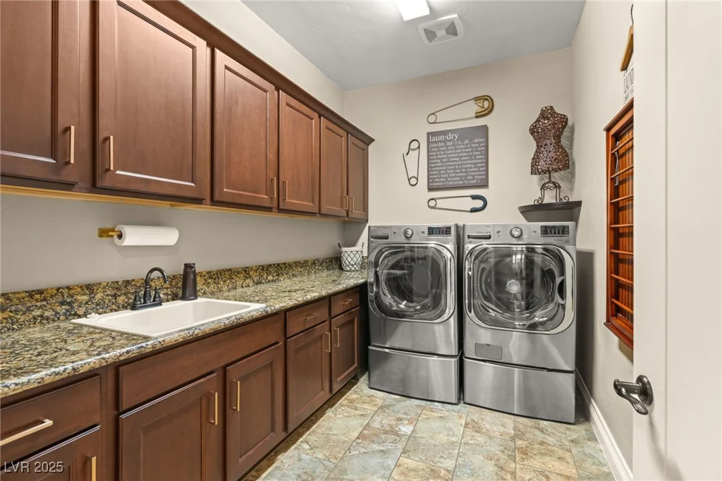 9747 Cathedral Pines, Las Vegas, NV 89149