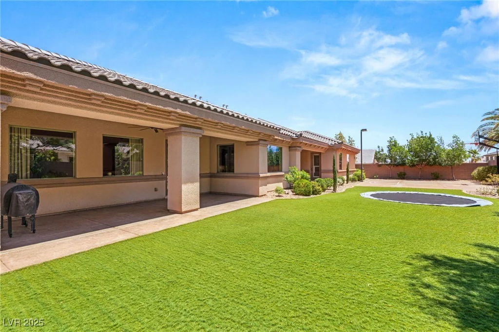 9747 Cathedral Pines, Las Vegas, NV 89149