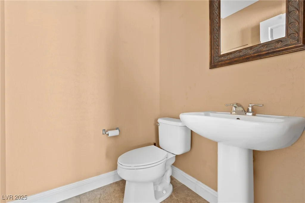 9175 Titan Hill, Las Vegas, NV 89148
