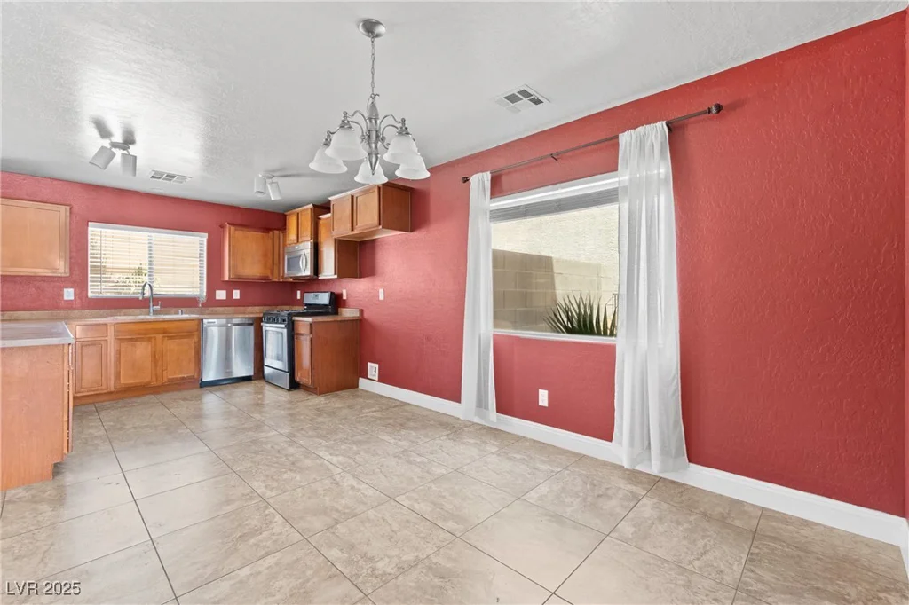 9175 Titan Hill, Las Vegas, NV 89148