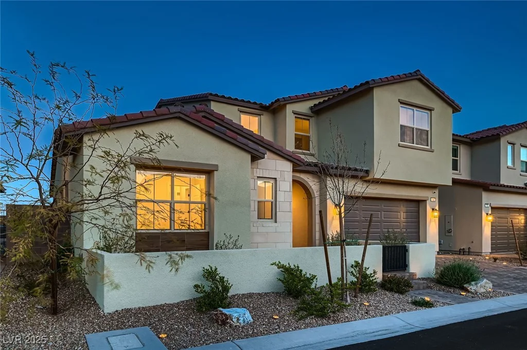 182 Robledo, Las Vegas, NV 89138