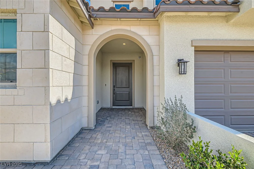 182 Robledo, Las Vegas, NV 89138