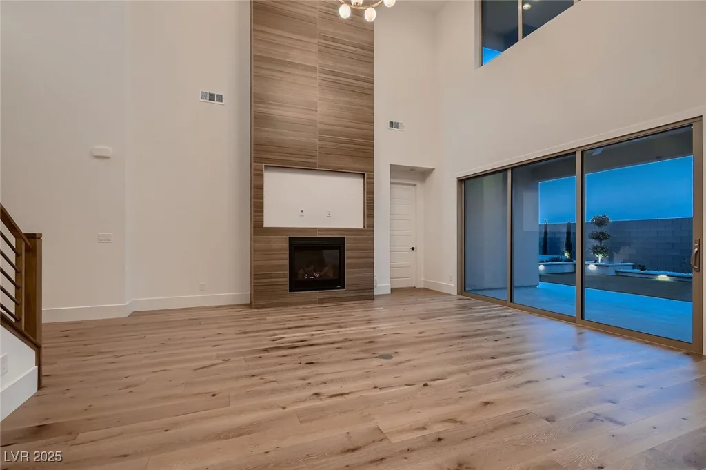 182 Robledo, Las Vegas, NV 89138