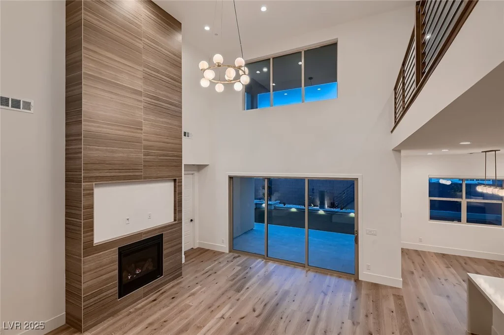 182 Robledo, Las Vegas, NV 89138