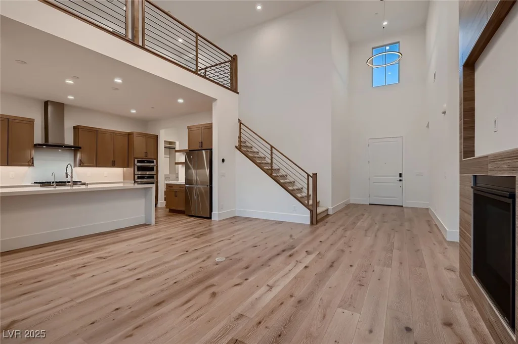 182 Robledo, Las Vegas, NV 89138