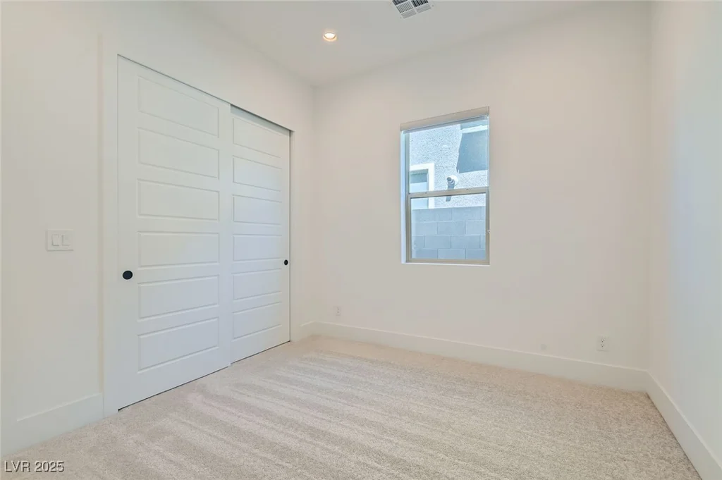 182 Robledo, Las Vegas, NV 89138