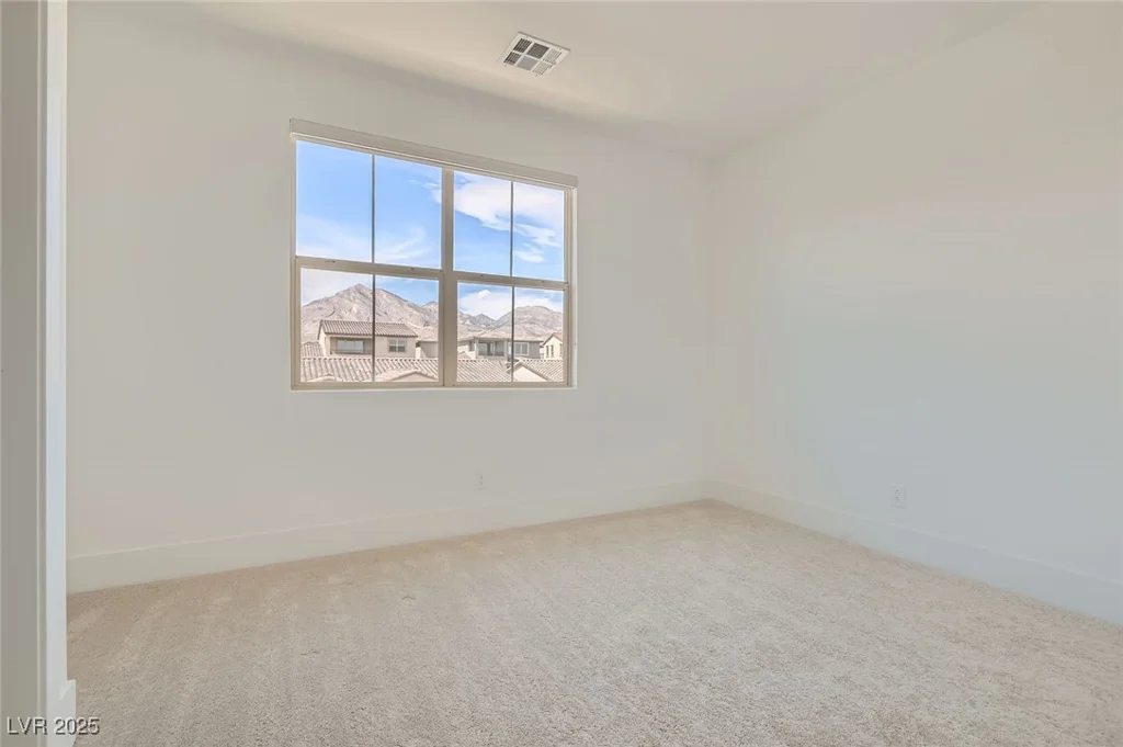182 Robledo, Las Vegas, NV 89138