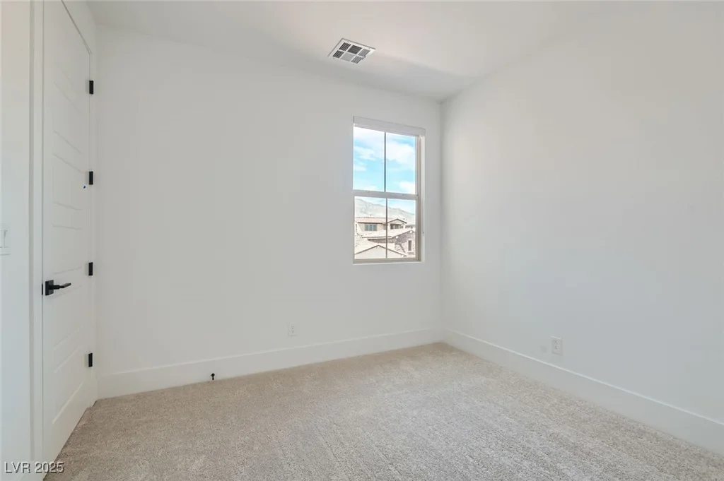 182 Robledo, Las Vegas, NV 89138