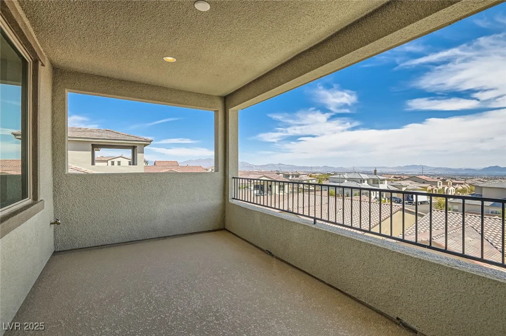 182 Robledo, Las Vegas, NV 89138