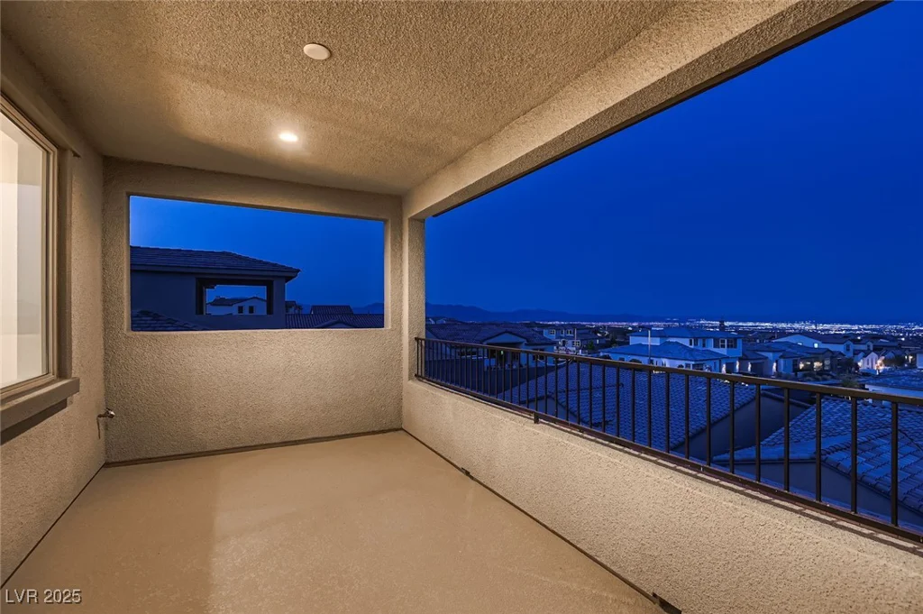 182 Robledo, Las Vegas, NV 89138