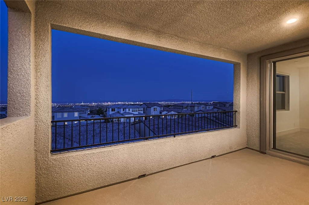 182 Robledo, Las Vegas, NV 89138