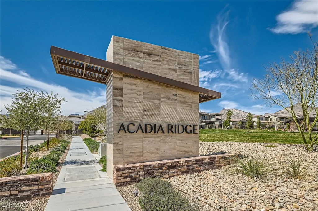182 Robledo, Las Vegas, NV 89138