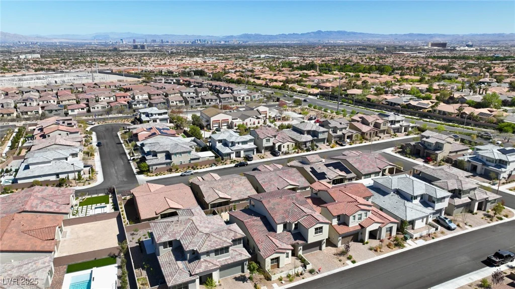 182 Robledo, Las Vegas, NV 89138