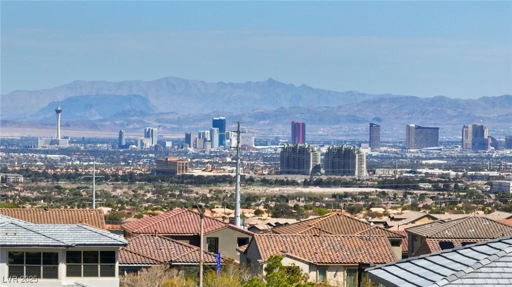 182 Robledo, Las Vegas, NV 89138