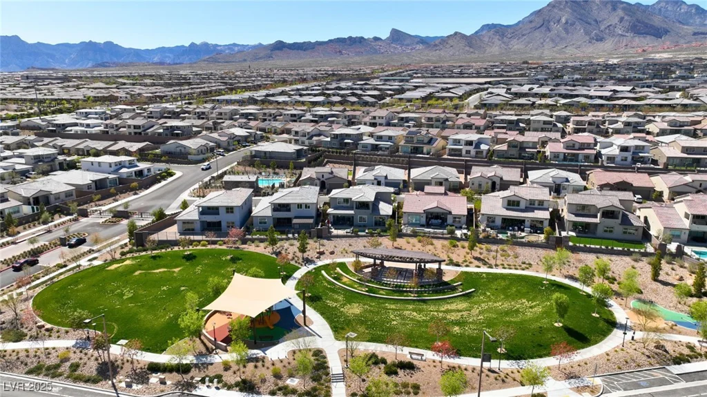 182 Robledo, Las Vegas, NV 89138
