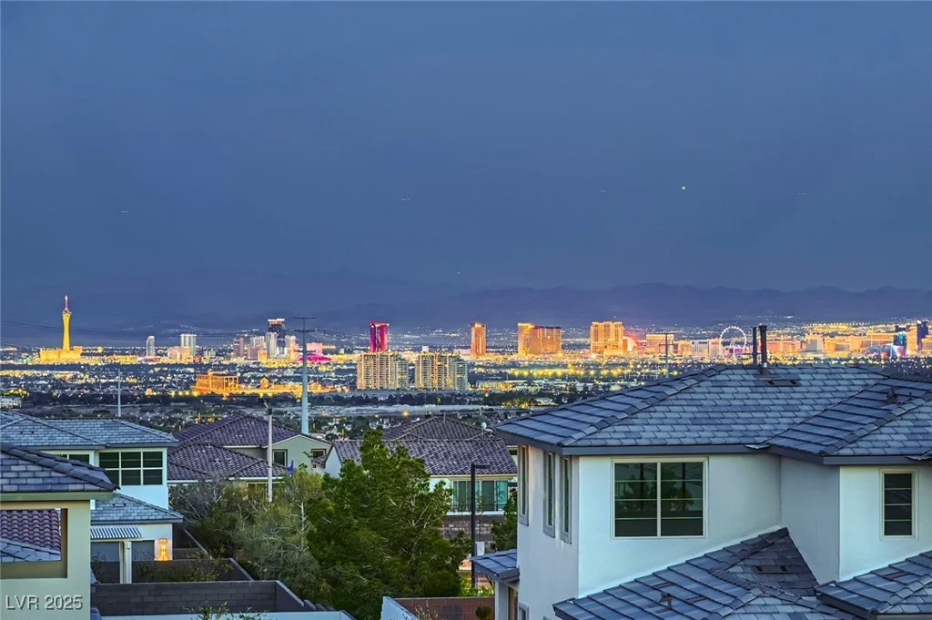 182 Robledo, Las Vegas, NV 89138