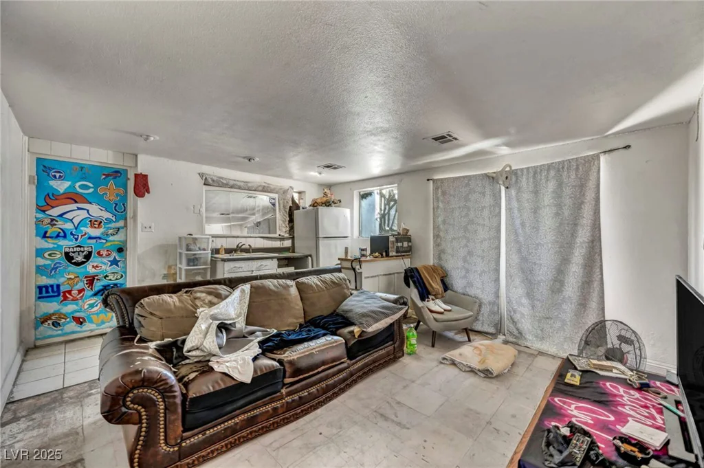 5178 Wilbur, Las Vegas, NV 89119